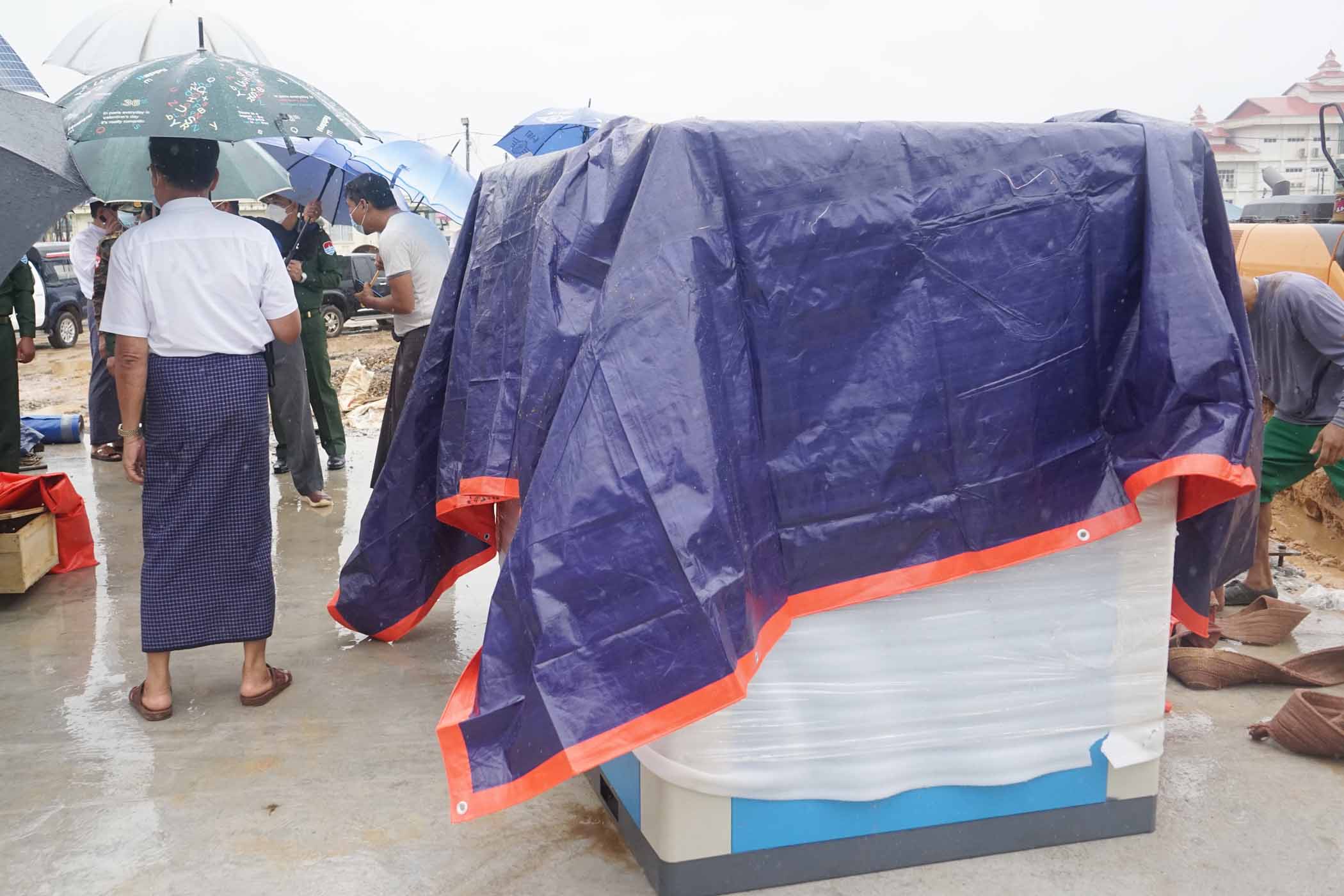 ထားဝယ်မြို့အောက်ဆီဂျင်စက်ရုံတည်ဆောက်ရေး အောက်ဆီဂျင်စက်ရောက်ရှိမှုအား တိုင်းဒေသကြီးအစိုးရအဖွဲ့ဝန်ကြီးချုပ်နှင့်တာဝန်ရှိသူများကြည့်ရှု့စစ်ဆေး