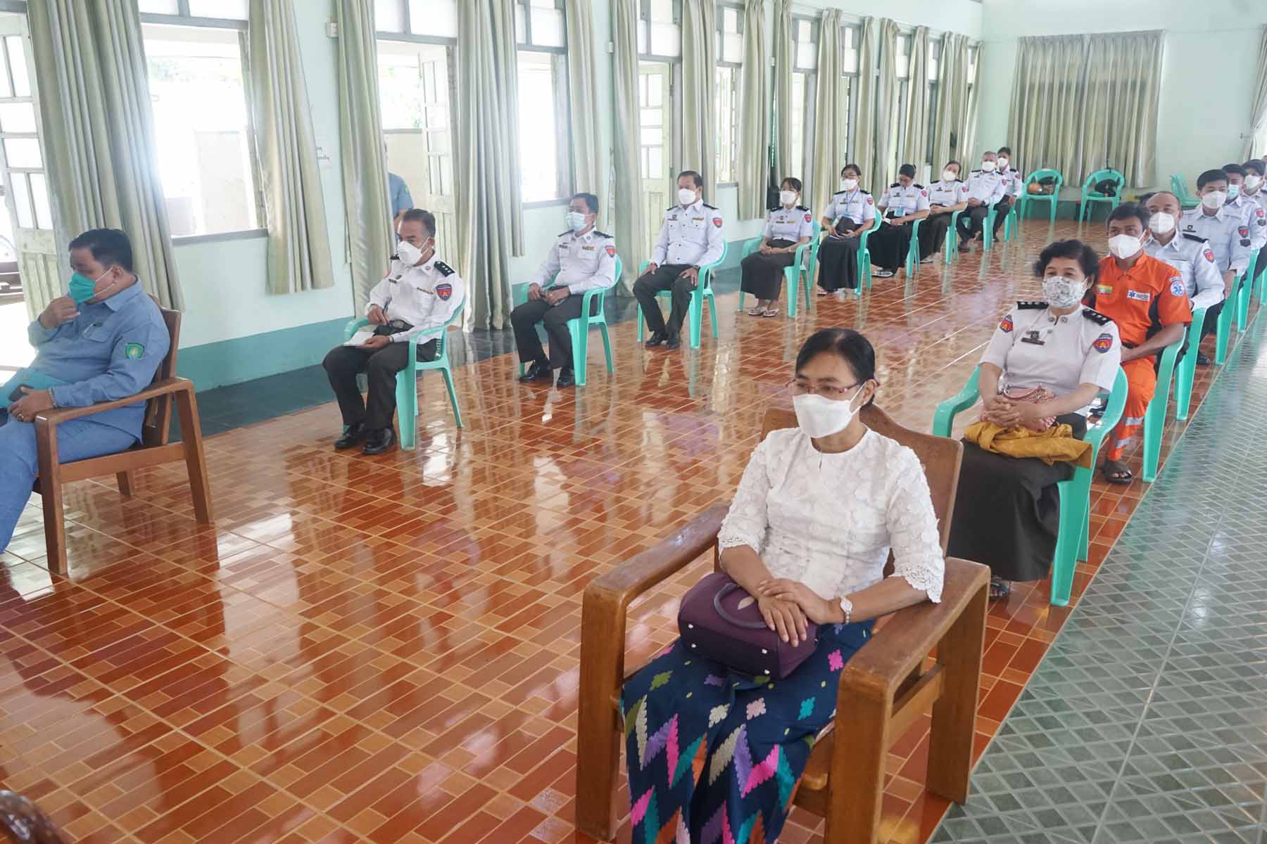 အိမ်ထောင်စုလူဦးရေစာရင်းနှင့်နိုင်ငံသားစိစစ်ရေးကတ်ပြားပေးအပ်ပွဲအခမ်းအနားသို့ တနင်္သာရီတိုင်းဒေသကြီးအစိုးရအဖွဲ့ဝန်ကြီးချုပ်ဦးမြတ်ကို တက်ရောက်