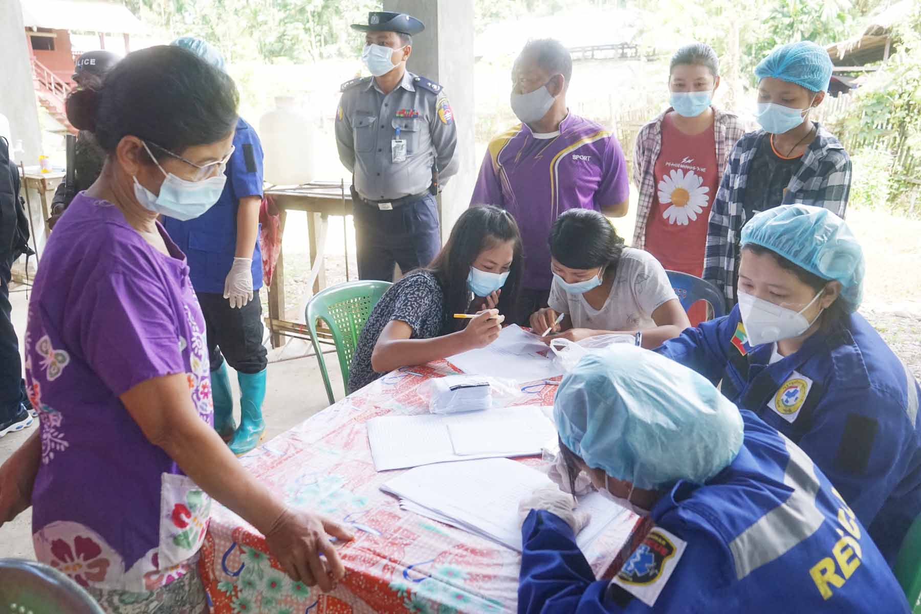 တနင်္သာရီတိုင်းဒေသကြီးအစိုးရအဖွဲ့ဝန်ကြီးချုပ်ဦးမြတ်ကို ထားဝယ်ခရိုင်(၄)မြို့နယ်အတွင်း လျှပ်စစ်ဓာတ်အားလုံလောက်စွာသုံးဆွဲနိုင်ရေးဖောင်းတောရေအားလျှပ်စစ်စက်ရုံသို့ကွင်းဆင်းကြည့်ရှု