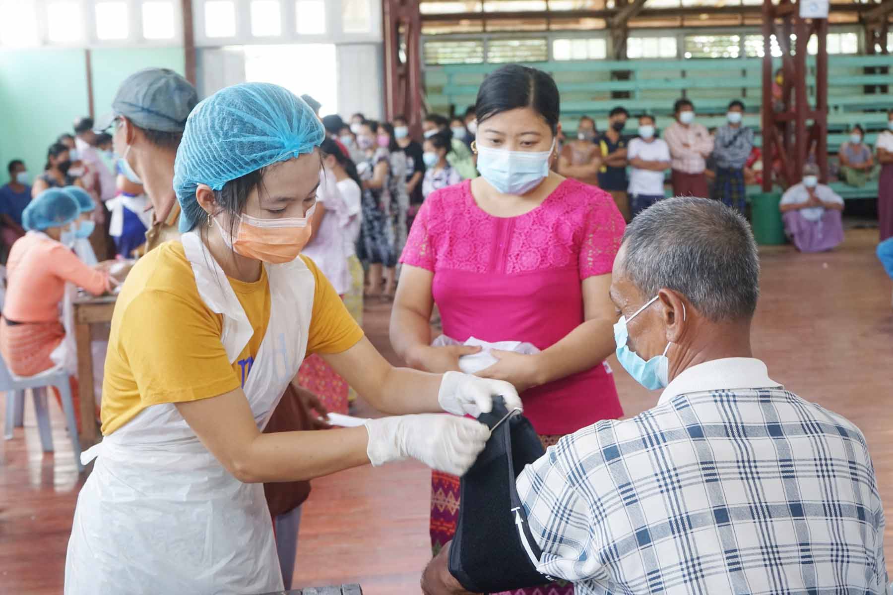 တနင်္သာရီတိုင်းဒေသကြီးအစိုးရအဖွဲ့ဝန်ကြီးချုပ်ဦးမြတ်ကို ဒေသဖွံ့ဖြိုးရေးလုပ်ငန်းများကြည့်ရှု့စစ်ဆေး
