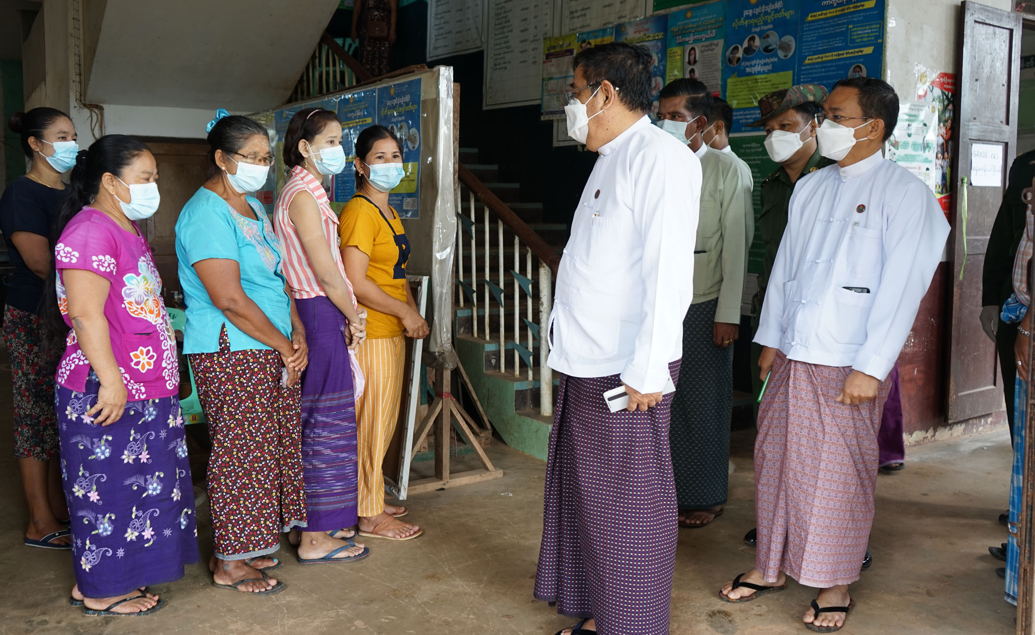 တနင်္သာရီတိုင်းဒေသကြီး အစိုးရအဖွဲ့ဝန်ကြီးချုပ်ဦးမြတ်ကို  ကော့သောင်းမြို့ ဒေသဖွံ့ဖြိုးရေးလုပ်ငန်းများအားကွင်းဆင်းကြည့်ရှု