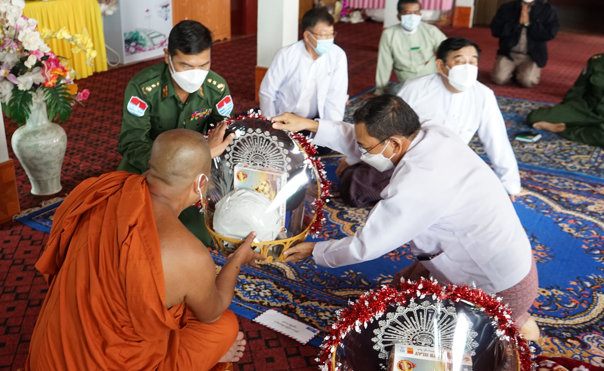 တနင်္သာရီတိုင်းဒေသကြီး အစိုးရအဖွဲ့ဝန်ကြီးချုပ်ဦးမြတ်ကို  ကော့သောင်းမြို့ ဒေသဖွံ့ဖြိုးရေးလုပ်ငန်းများအားကွင်းဆင်းကြည့်ရှု
