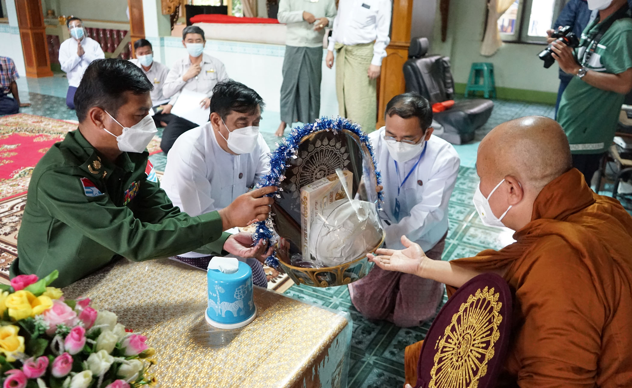 တနင်္သာရီတိုင်းဒေသကြီး အစိုးရအဖွဲ့ဝန်ကြီးချုပ်ဦးမြတ်ကို  ကော့သောင်းမြို့ ဒေသဖွံ့ဖြိုးရေးလုပ်ငန်းများအားကွင်းဆင်းကြည့်ရှု