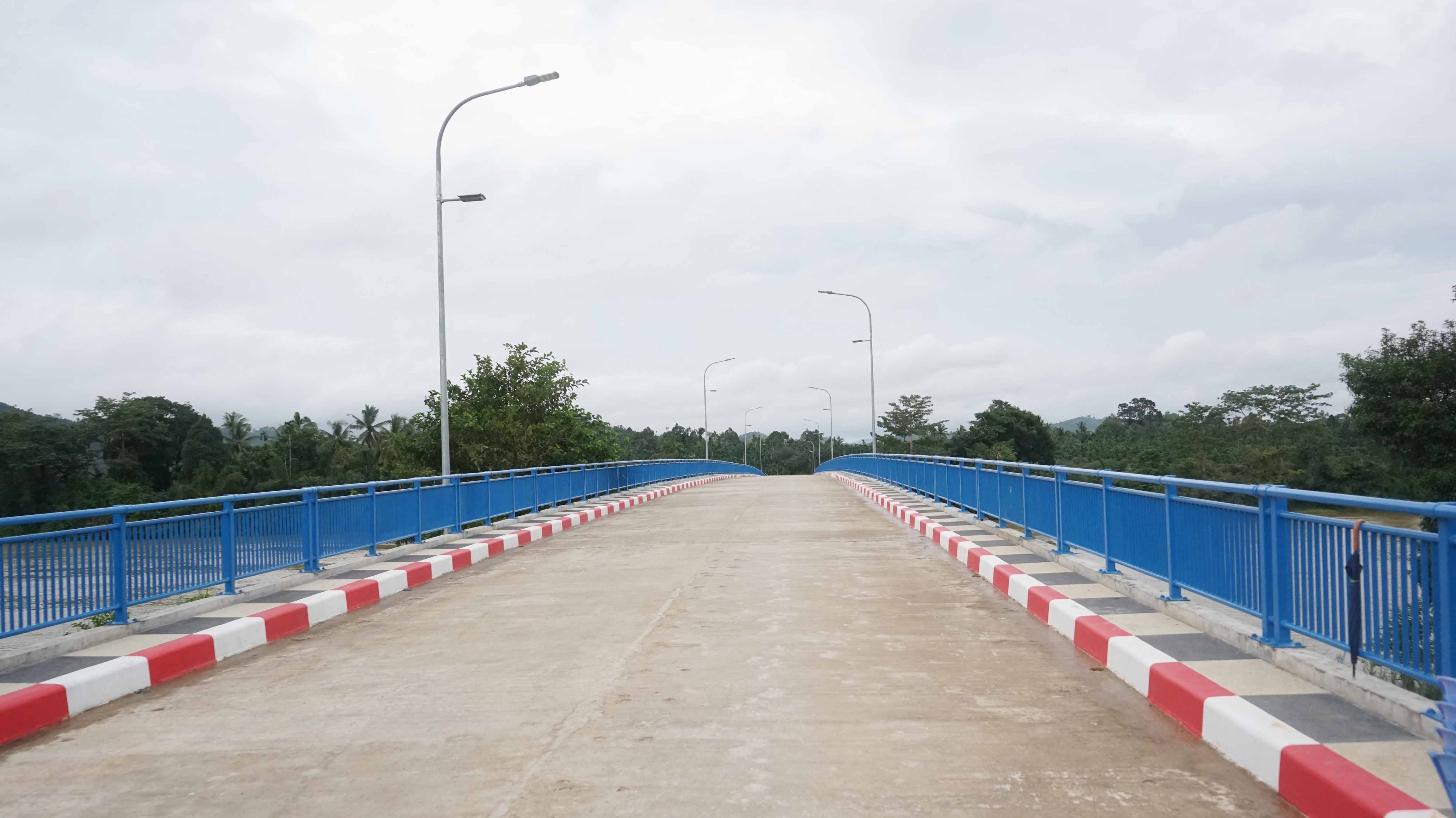 တနင်္သာရီတိုင်းဒေသကြီးအစိုးရအဖွဲ့ဝန်ကြီးချုပ်ဦးမြတ်ကို တနင်္သာရီမြို့ ဗောဓိကမ်းတံတားတည်ဆောက်ပြီးစီးမှု အ‌ခြေအနေ များ ကွင်းဆင်းကြည့်ရှု
