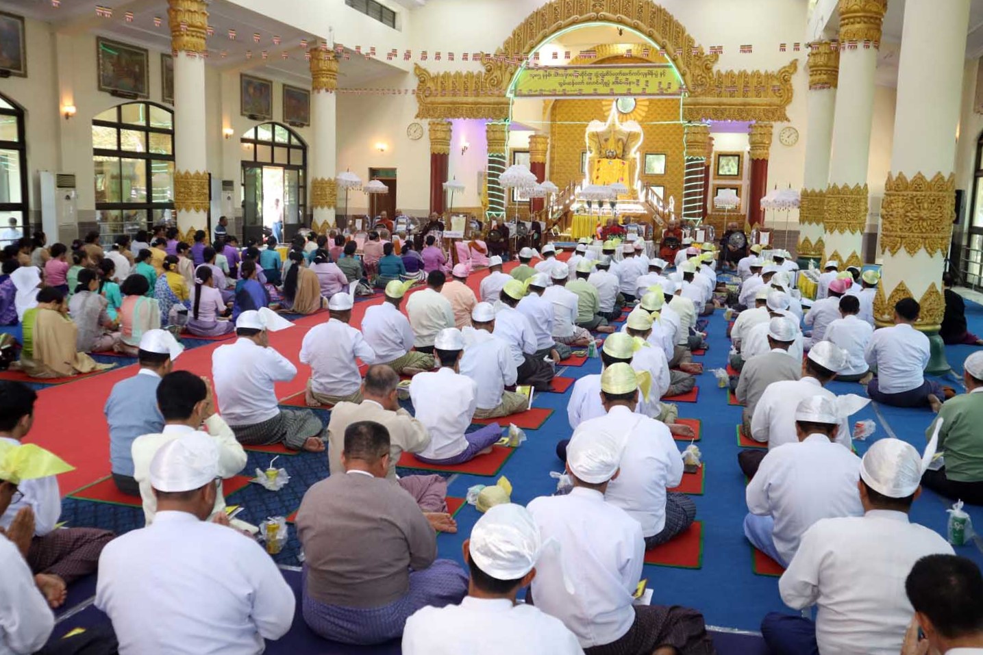 ၁၃၈၅-ခုနှစ်၊ တပေါင်းလပြည့်နေ့၊  သာသနာတော်ဆိုင်ရာဘွဲ့တံဆိပ်တော် ဆက်ကပ်လှူဒါန်းပွဲနှင့် ဆွမ်းဆန်တော်လောင်းလှူပွဲ အခမ်းအနားကျင်းပ